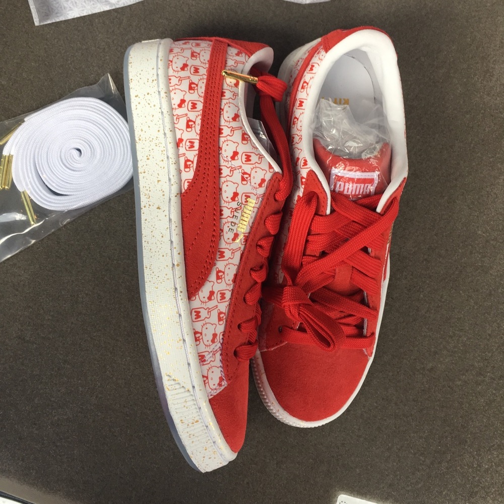 NEW Puma Hello Kitty collaboration sneakers shoes